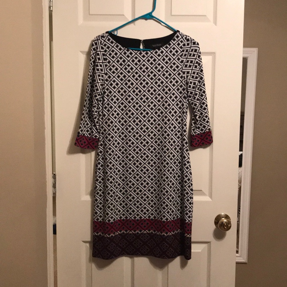 White House Black Market Geo Print Shift Dress